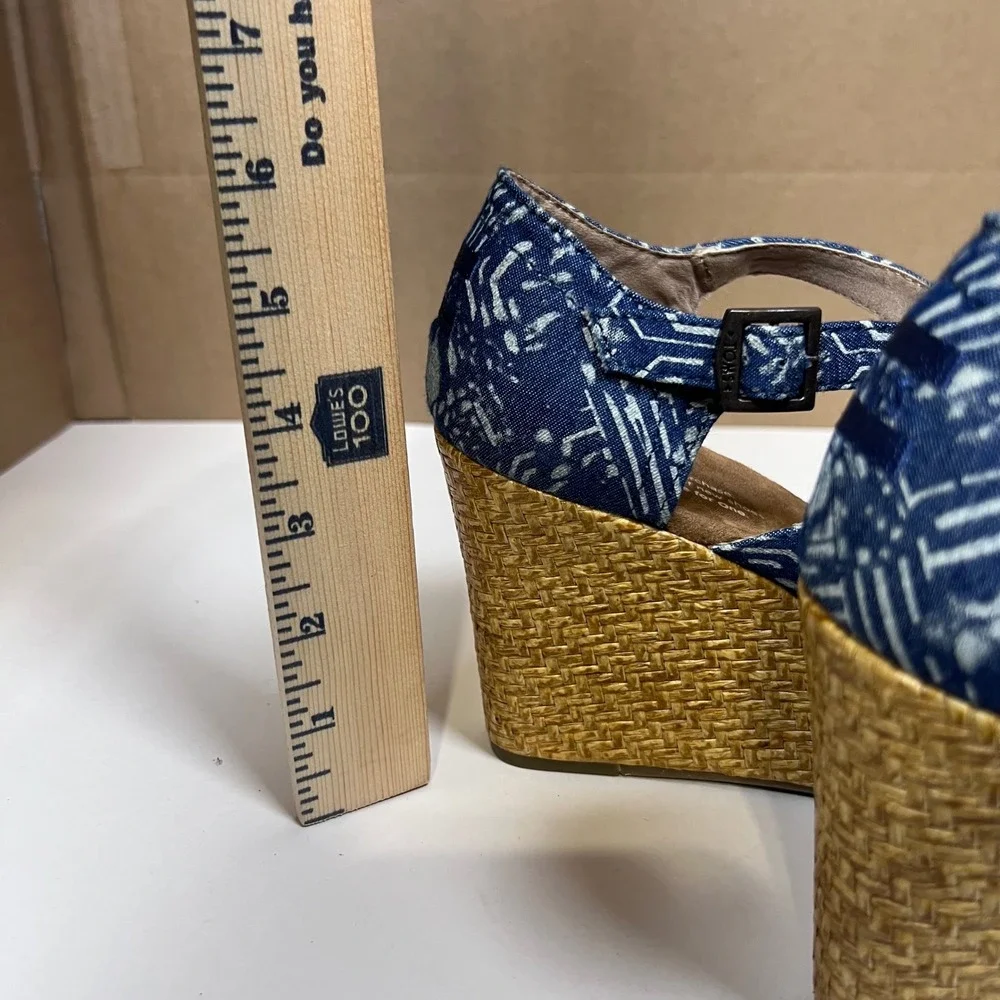 TOMS Blue Geometric Print Woven Straw Wedge Sandals Womens 9.5
